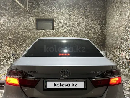 Toyota Camry 2015 года за 11 000 000 тг. в Жетысай – фото 12