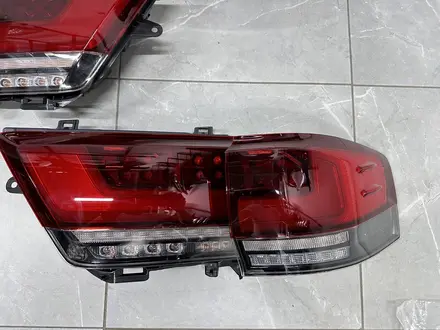 Фонарь задний Комплект Toyota Land Cruiser 300 ORIGINAL за 180 000 тг. в Алматы – фото 8