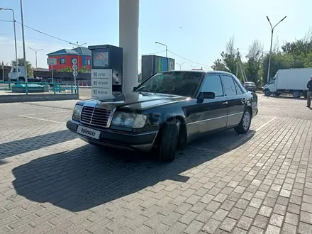 Mercedes-Benz E 200 1991 года за 1 900 000 тг. в Кызылорда – фото 3