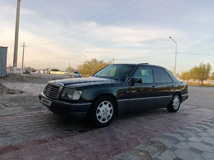 Mercedes-Benz E 200 1991 года за 1 900 000 тг. в Кызылорда – фото 5