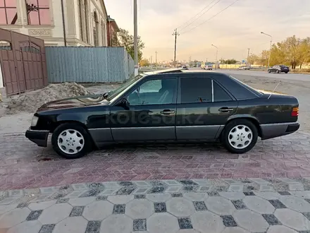 Mercedes-Benz E 200 1991 года за 1 900 000 тг. в Кызылорда – фото 8