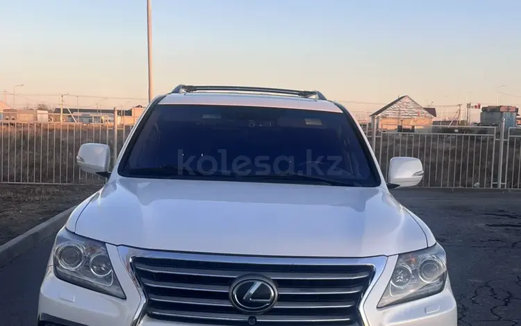 Lexus LX 570 2015 годаfor28 500 000 тг. в Туркестан