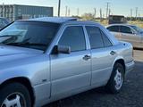 Mercedes-Benz E 280 1994 года за 1 000 000 тг. в Астана