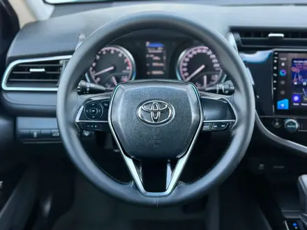 Toyota Camry Elegance 2018 года за 11 000 000 тг. в Шымкент – фото 13