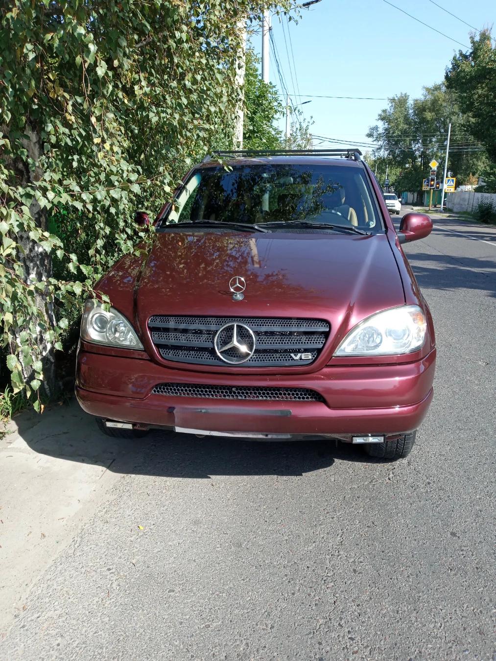 Mercedes-Benz ML 320 1998 г.