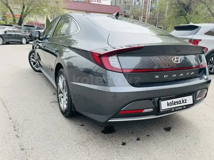 Hyundai Sonata 2021 года за 13 800 000 тг. в Алматы – фото 4