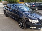Skoda Superb 2013 года за 6 300 000 тг. в Актобе – фото 4