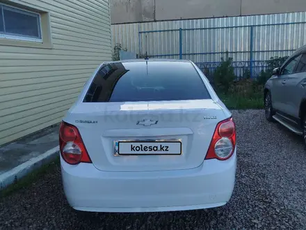 Chevrolet Aveo 2013 года за 2 700 000 тг. в Петропавловск – фото 4