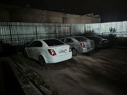 Chevrolet Aveo 2013 года за 2 700 000 тг. в Петропавловск – фото 9