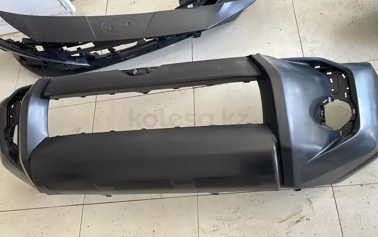 Toyota 4Runner Бампер в сборе за 170 000 тг. в Алматы