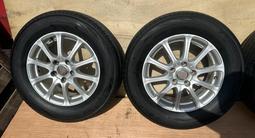 Диски с шинами Yokohama BluEarth RV-02 215/65R16 от Эльгранд Е51, 5*114.3 за 130 000 тг. в Алматы – фото 2