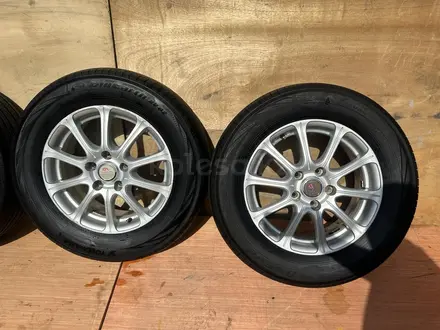 Диски с шинами Yokohama BluEarth RV-02 215/65R16 от Эльгранд Е51, 5*114.3 за 130 000 тг. в Алматы – фото 3