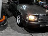 Mercedes-Benz E 230 1990 года за 1 200 000 тг. в Алматы – фото 3