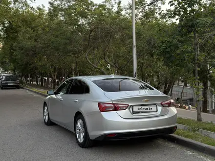 Chevrolet Malibu 2019 года за 7 000 000 тг. в Алматы – фото 14
