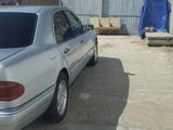 Mercedes-Benz E 230 1996 года за 3 300 000 тг. в Кызылорда – фото 3