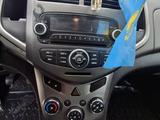 Chevrolet Aveo 2013 года за 2 900 000 тг. в Тараз – фото 4