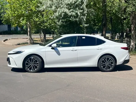 Toyota Camry 2025 года за 19 200 000 тг. в Астана – фото 5
