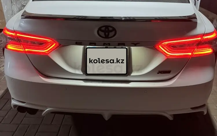 Toyota Camry 2019 года за 15 000 000 тг. в Алматы