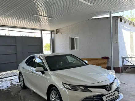 Toyota Camry 2019 года за 13 500 000 тг. в Тараз – фото 3