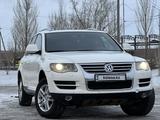 Volkswagen Touareg 2007 года за 6 600 000 тг. в Петропавловск – фото 2