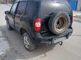 Chevrolet Niva 2010 года за 30 000 тг. в Атырау – фото 2