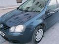 Volkswagen Golf 2006 годаүшін2 600 000 тг. в Актау