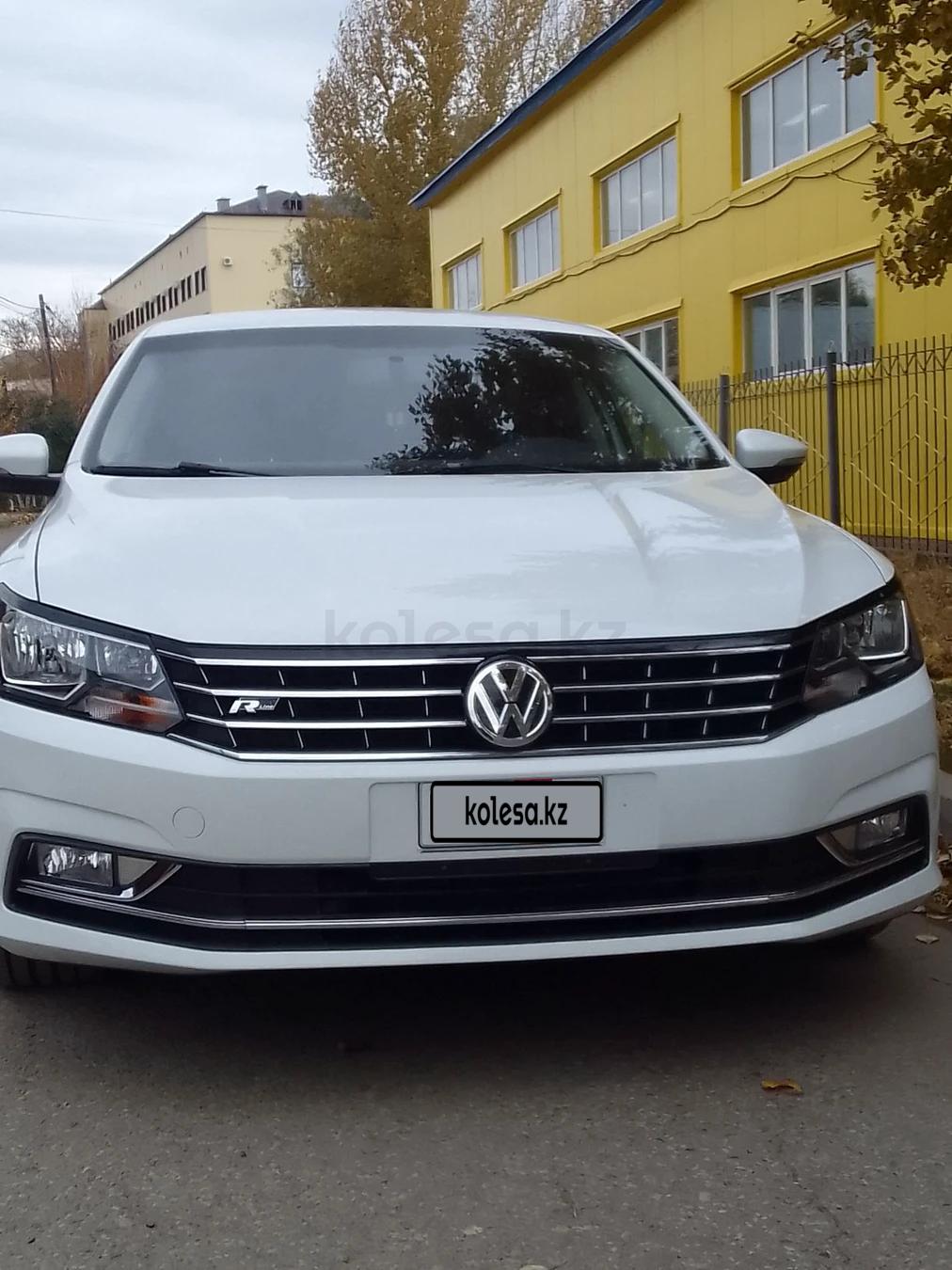 Volkswagen Passat 2017 г.