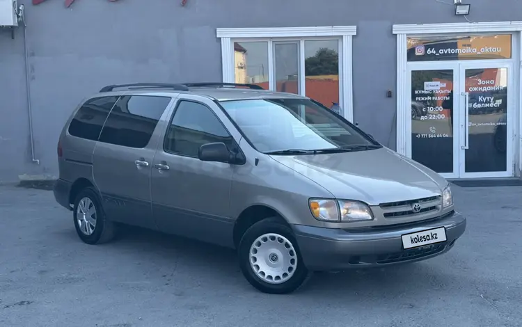 Toyota Sienna 2000 года за 4 500 000 тг. в Актау