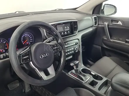 Kia Sportage 2019 года за 9 290 000 тг. в Алматы – фото 12