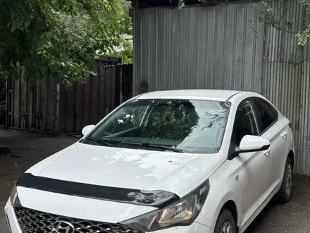 Hyundai Accent 2022 года за 6 600 000 тг. в Алматы – фото 4
