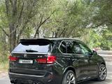 BMW X5 2017 года за 18 000 000 тг. в Алматы – фото 2