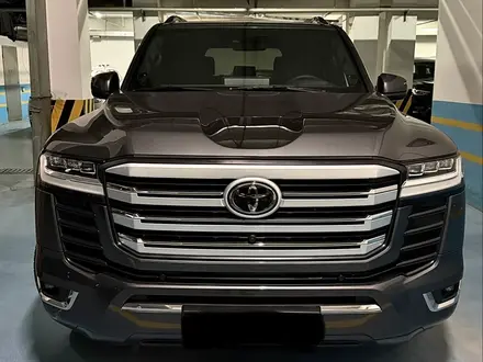 Toyota Land Cruiser 2022 года за 49 000 000 тг. в Алматы – фото 2