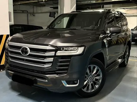 Toyota Land Cruiser 2022 года за 49 000 000 тг. в Алматы