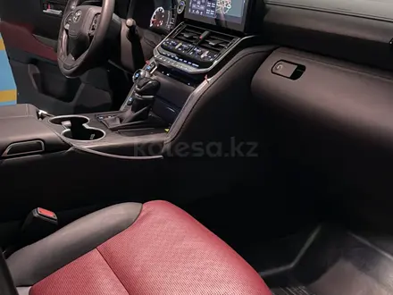 Toyota Land Cruiser 2022 года за 49 000 000 тг. в Алматы – фото 11