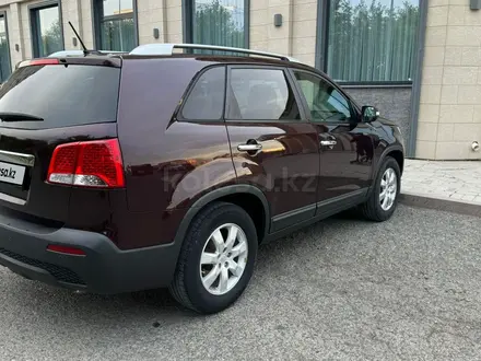 Kia Sorento 2011 года за 7 800 000 тг. в Атырау – фото 5