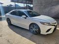 Toyota Camry 2021 года за 14 000 000 тг. в Шымкент