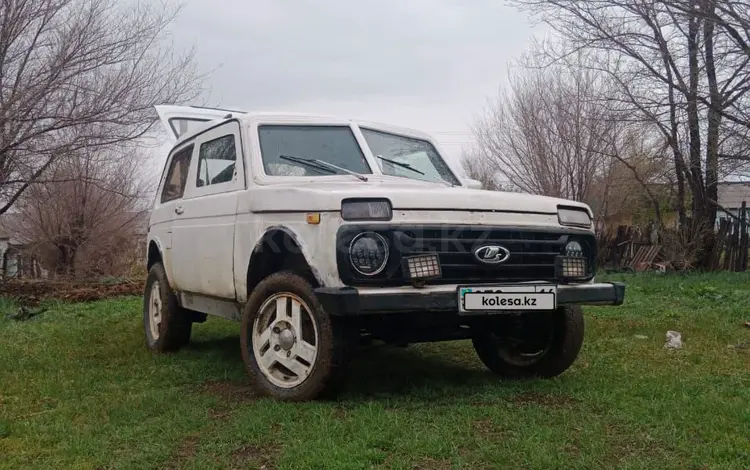 ВАЗ (Lada) Lada 2121 2000 года за 1 000 000 тг. в Семей