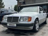 Mercedes-Benz E 200 1992 годаүшін1 650 000 тг. в Алматы