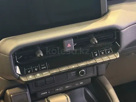 Toyota Land Cruiser Prado Comfort+ 2025 года за 33 490 000 тг. в Алматы – фото 10