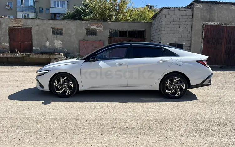 Hyundai Elantra 2023 года за 9 200 000 тг. в Алматы