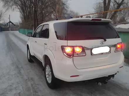 Toyota Fortuner 2014 года за 14 000 000 тг. в Мерке – фото 4