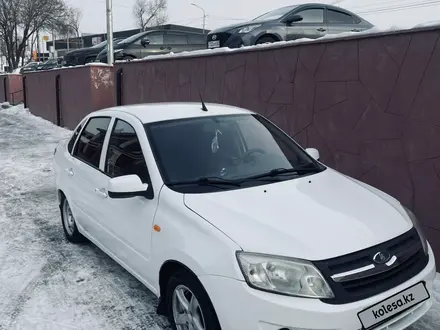 ВАЗ (Lada) Granta 2190 2014 года за 2 000 000 тг. в Алматы