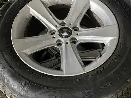Комплект дисков с резиной R17 BMW за 250 000 тг. в Талдыкорган – фото 2