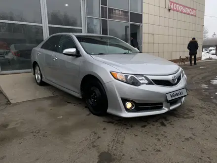 Toyota Camry 2012 года за 6 990 000 тг. в Алматы – фото 2