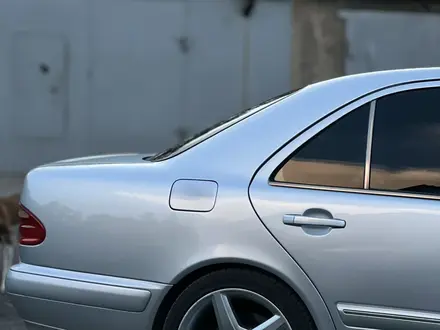 Mercedes-Benz E 55 AMG 2000 года за 4 750 000 тг. в Караганда – фото 7