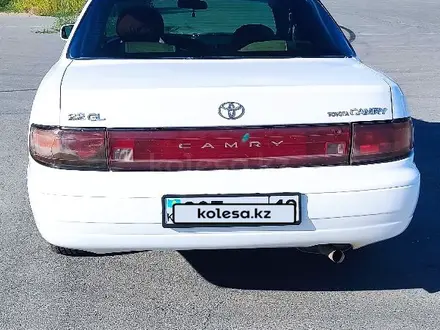 Toyota Camry 1991 года за 2 450 000 тг. в Семей – фото 4