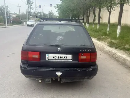 Volkswagen Passat 1994 года за 1 100 000 тг. в Шымкент – фото 3