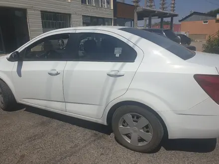 Chevrolet Aveo 2013 года за 3 700 000 тг. в Аксукент – фото 2