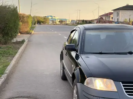 Volkswagen Passat 2003 года за 2 300 000 тг. в Астана – фото 5