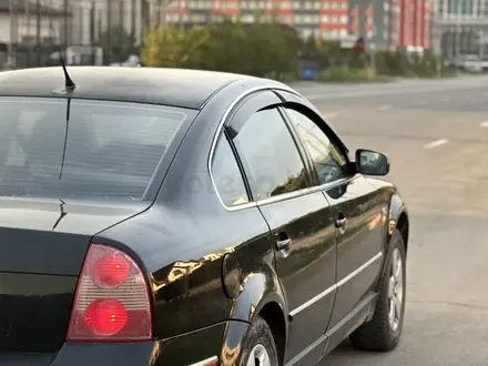 Volkswagen Passat 2003 года за 2 300 000 тг. в Астана – фото 8